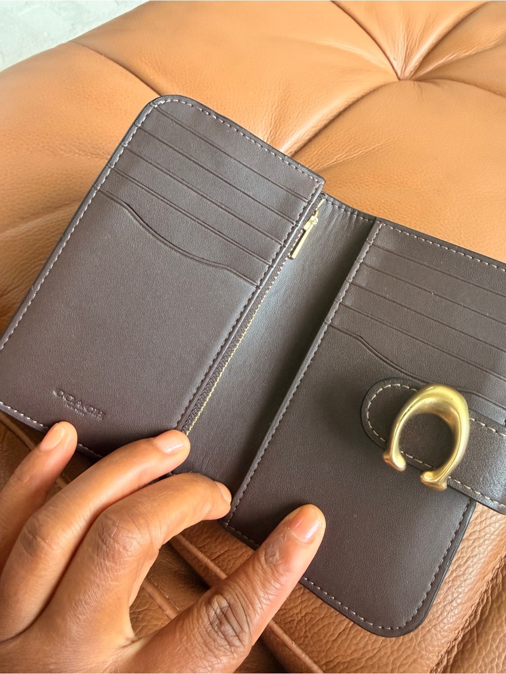 Coach Tabby Wallet Brown Leather - Picture 3 of 4
